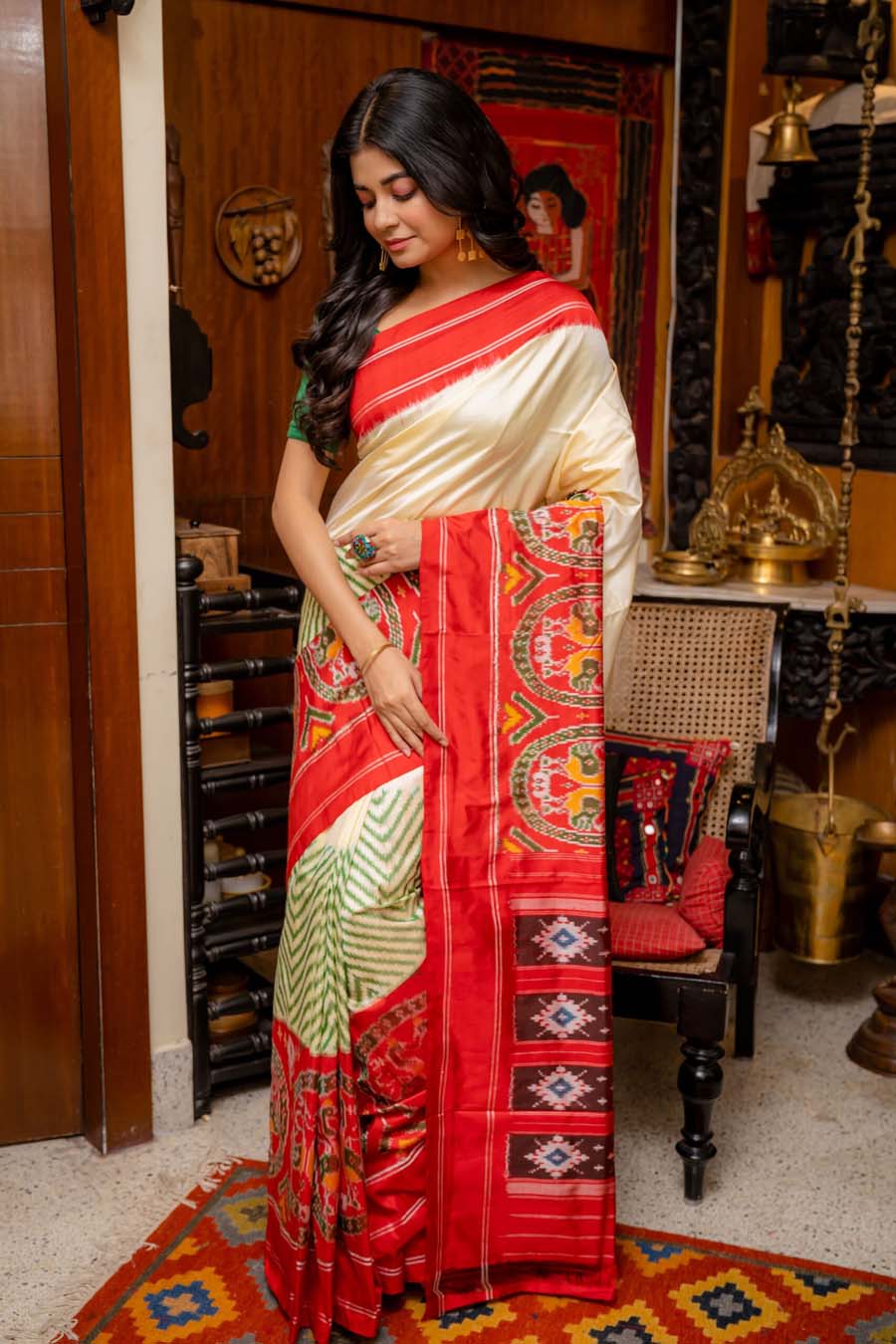 Blood Red Bordered Creamy White Silk Pochampally Saree