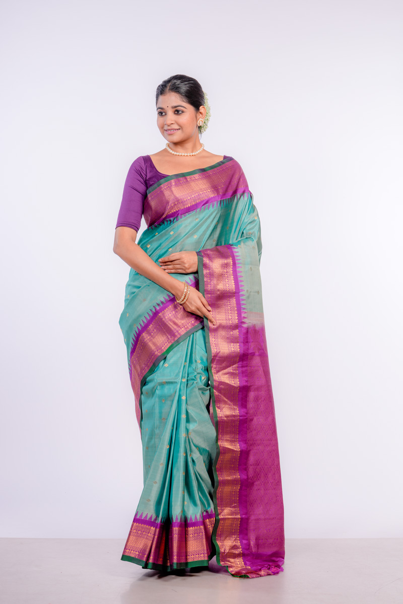 Stunning Blend of Blue and Purple Hued Ethereal Gadwal Saree