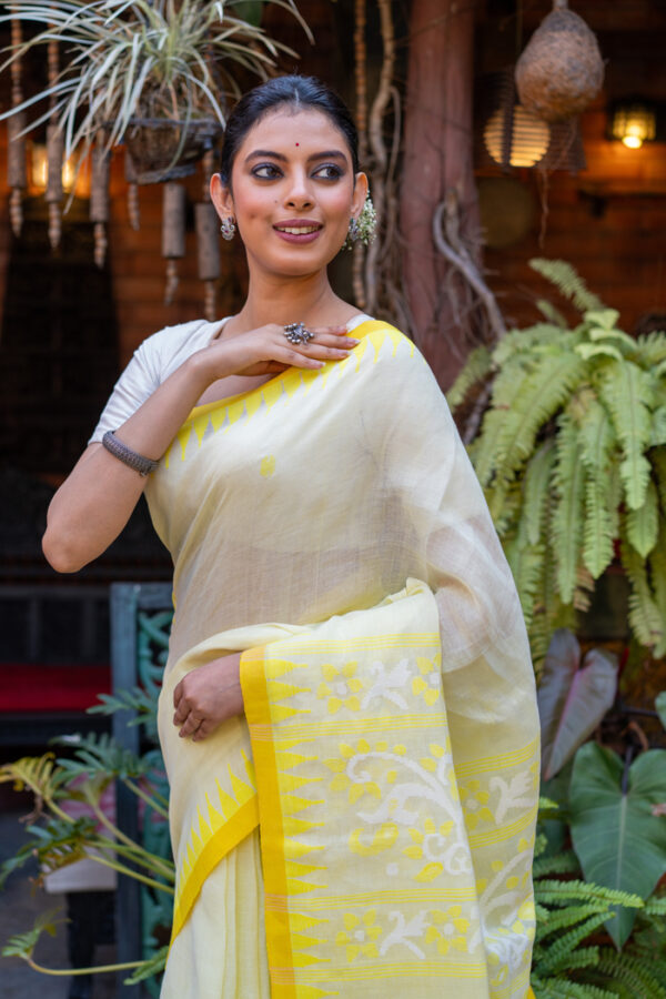Creamy White Colored and Jonquil Bordered Handwoven Cotton Moirang Phee - Image 2