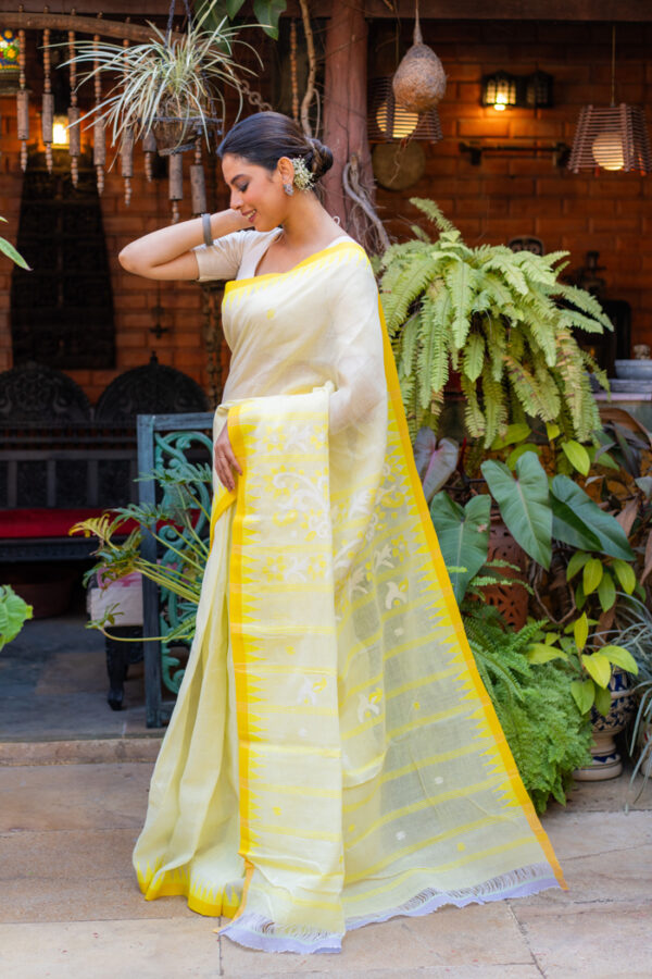 Creamy White Colored and Jonquil Bordered Handwoven Cotton Moirang Phee - Image 3