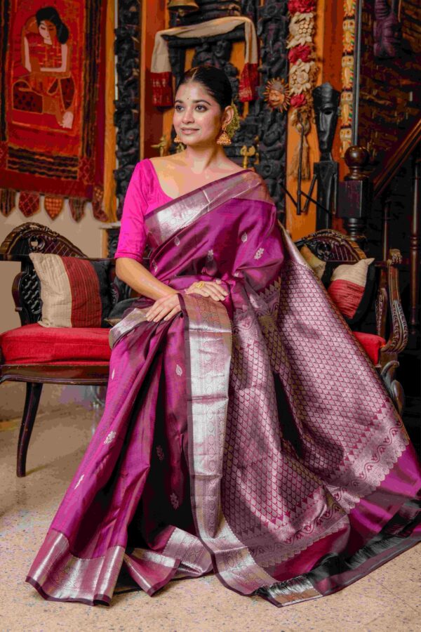 Wine-Hued Handwoven Silk Kanjivaram - Image 3