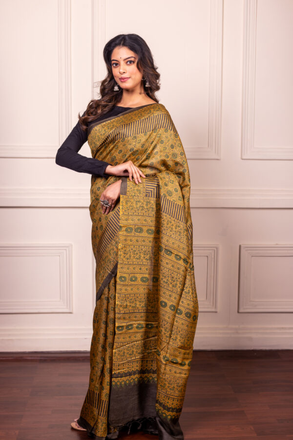 Antique Gold Elegance in Tussar Ajrakh - Image 3
