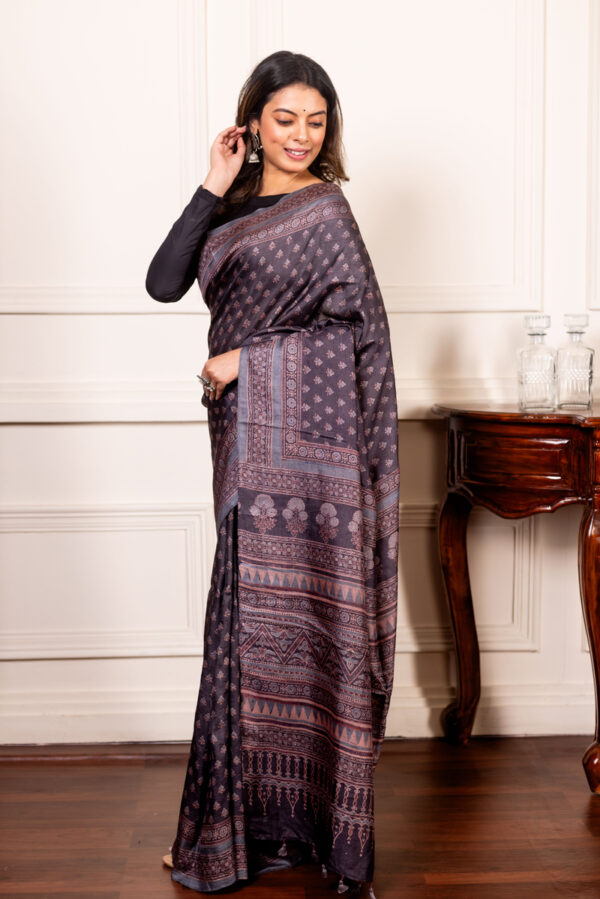 Twilight Plum: Ajrakh Tales in Tussar Elegance - Image 3