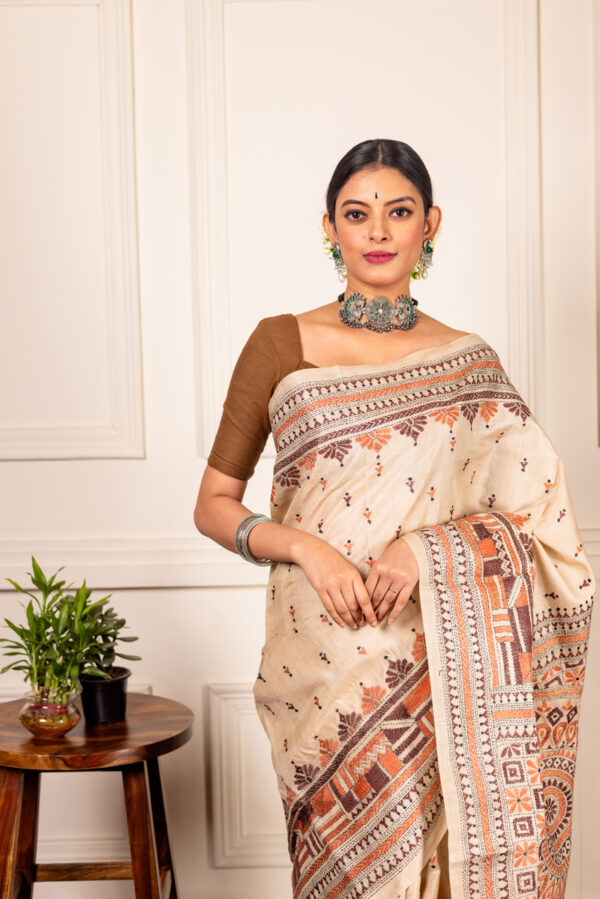 Ivory Earth: Tussar Kantha with Brown and Orange Motifs - Image 2