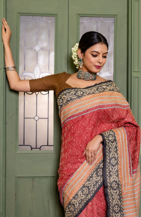 Coral and Navy Tussar Kantha with Gold Highlights - Image 3